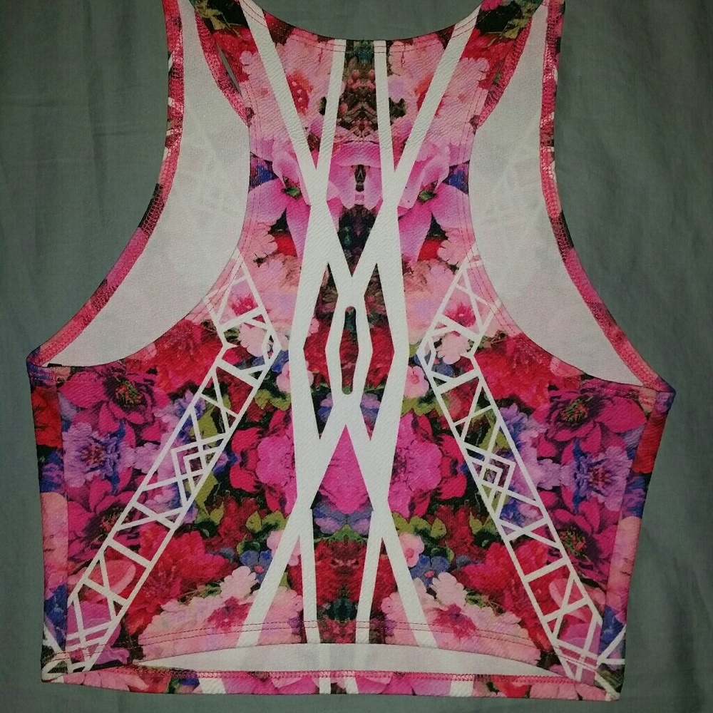 Material Girl | Pink Floral Crop Set - Picture 3 of 6